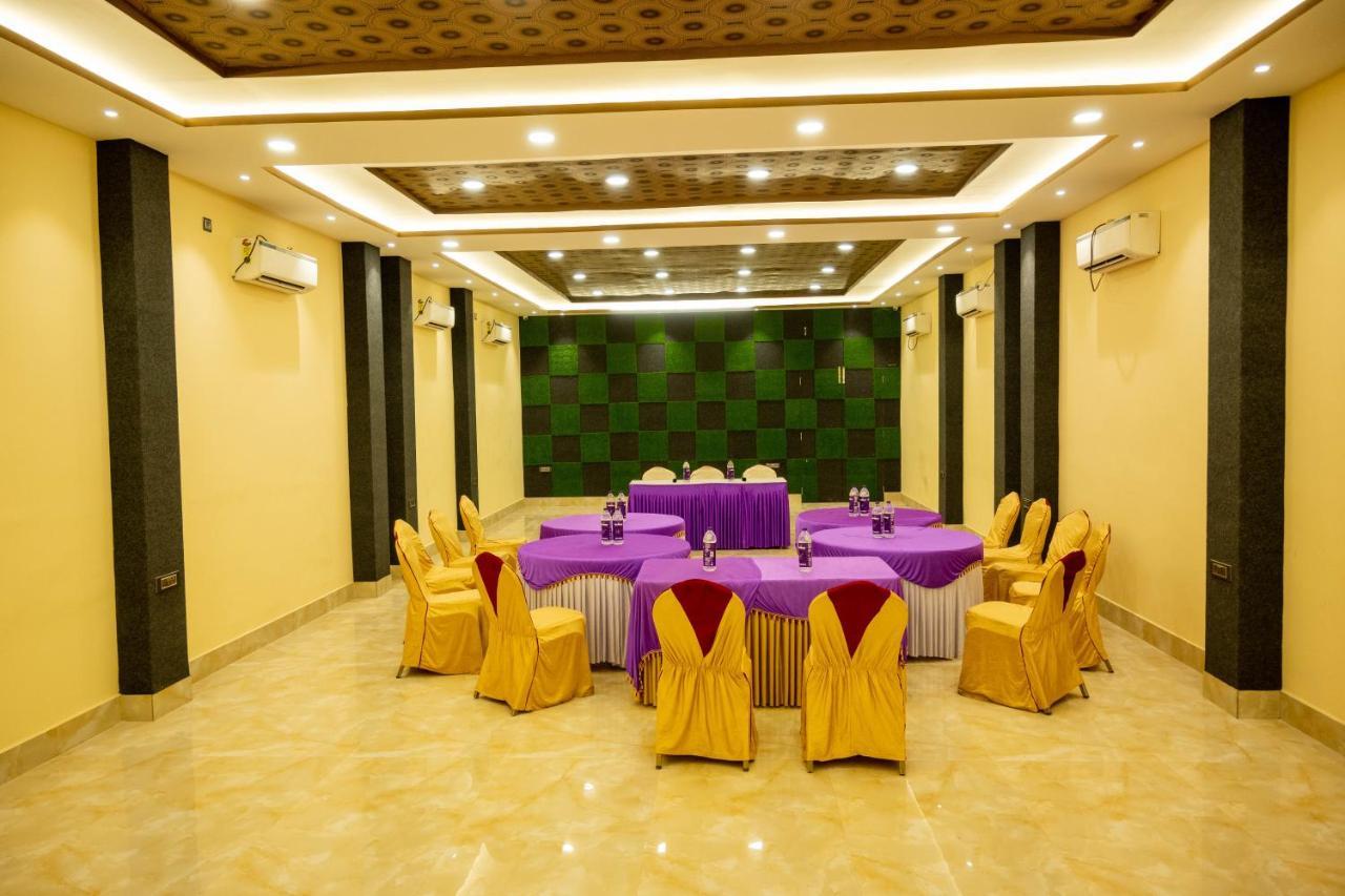 Vinayak Bhavan By Vinayak Hotels Brahmapur Esterno foto