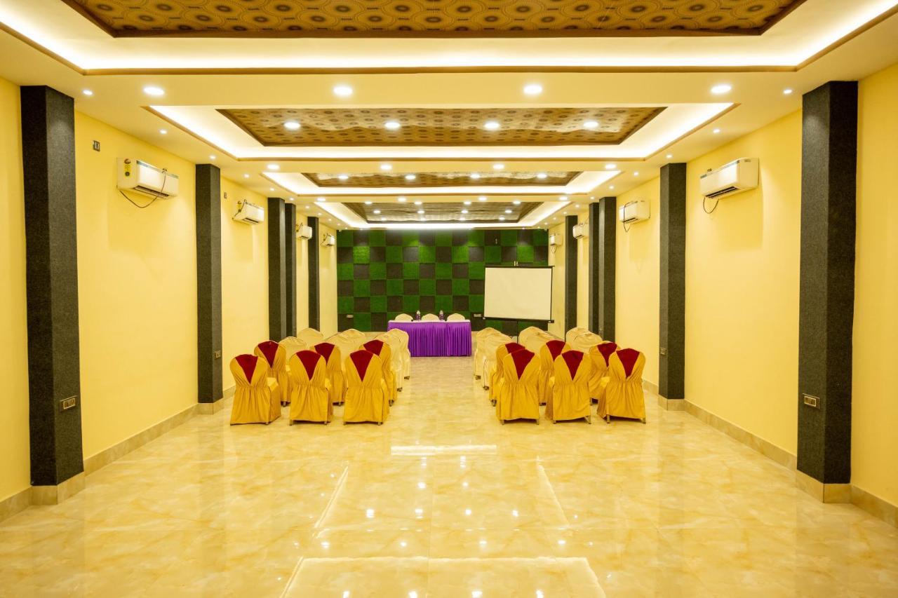 Vinayak Bhavan By Vinayak Hotels Brahmapur Esterno foto