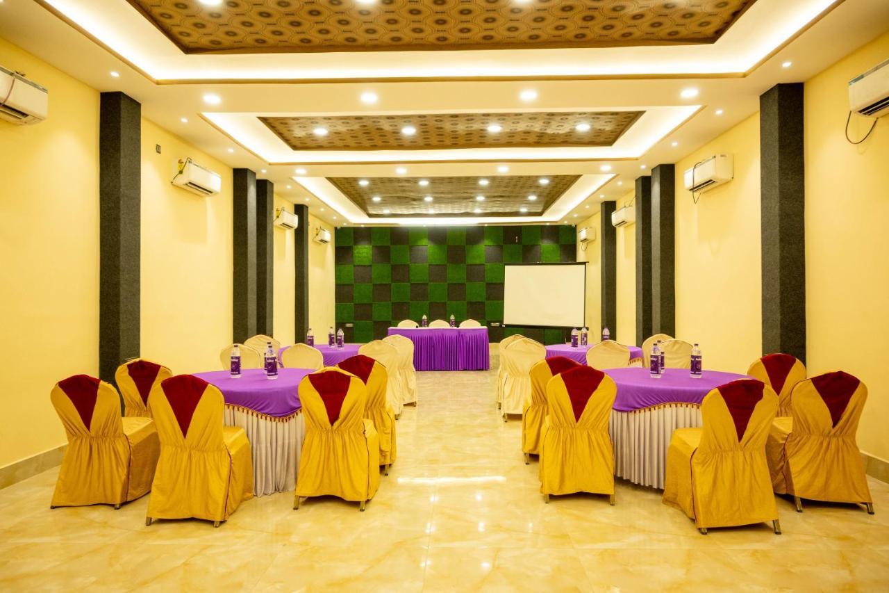 Vinayak Bhavan By Vinayak Hotels Brahmapur Esterno foto