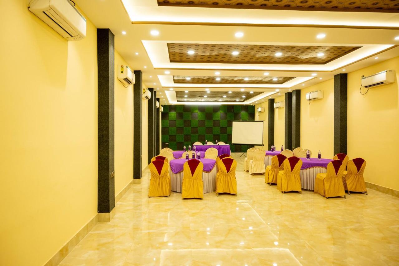 Vinayak Bhavan By Vinayak Hotels Brahmapur Esterno foto