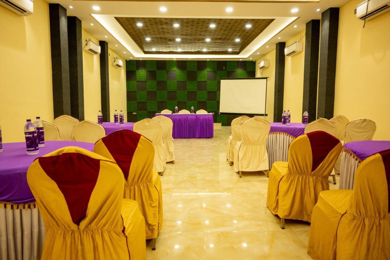 Vinayak Bhavan By Vinayak Hotels Brahmapur Esterno foto
