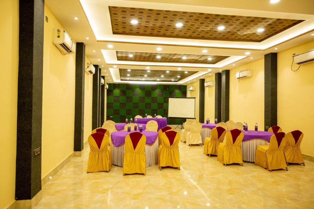 Vinayak Bhavan By Vinayak Hotels Brahmapur Esterno foto