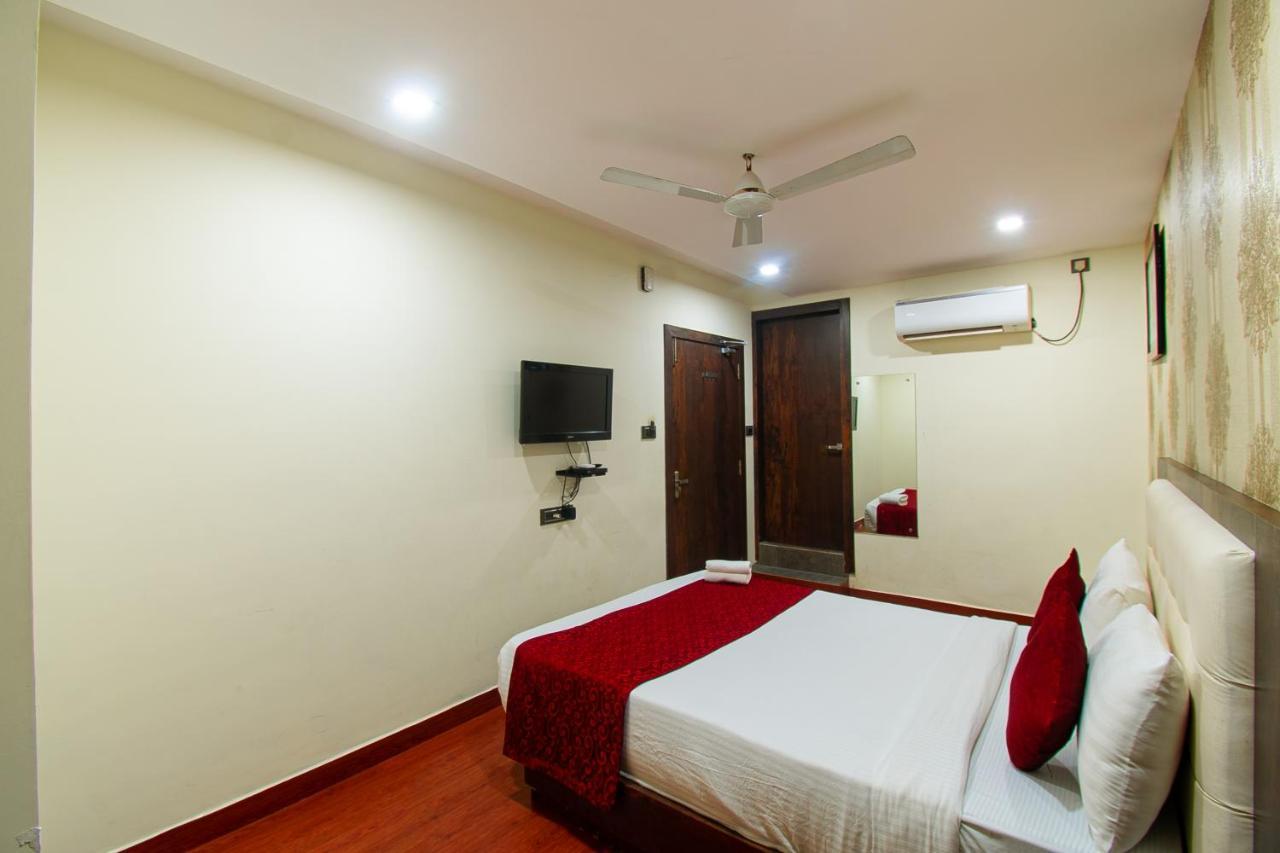 Vinayak Bhavan By Vinayak Hotels Brahmapur Esterno foto